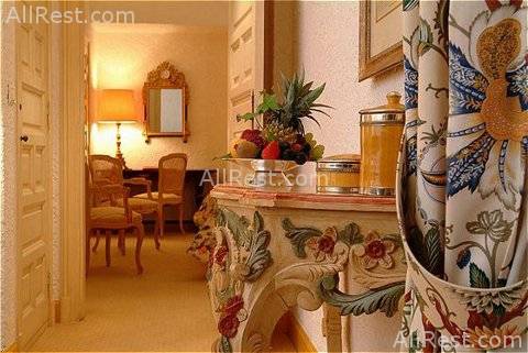 Hotel Byblos Saint-Tropez 21